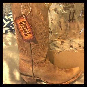 Corral cowgirl boots